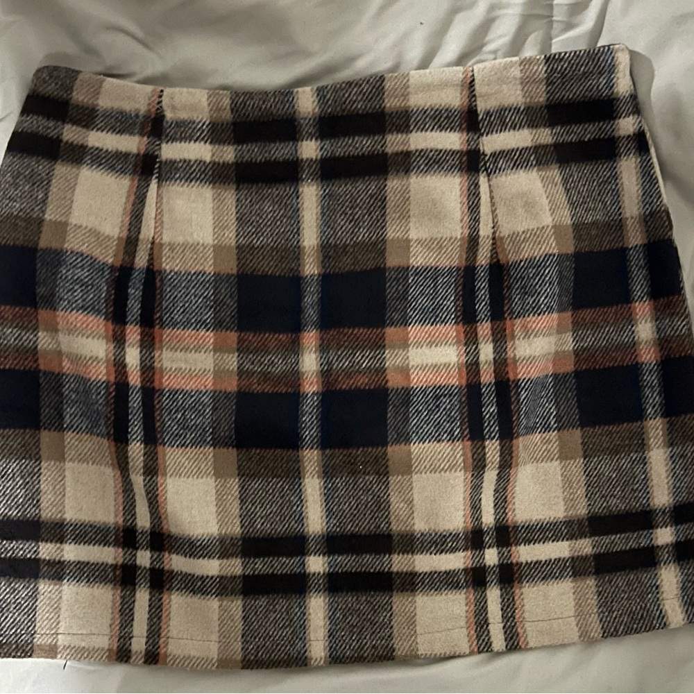 Plaid Wool Blend Skirt - Black and Tan